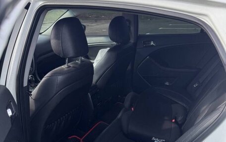 KIA Optima III, 2011 год, 1 250 000 рублей, 10 фотография