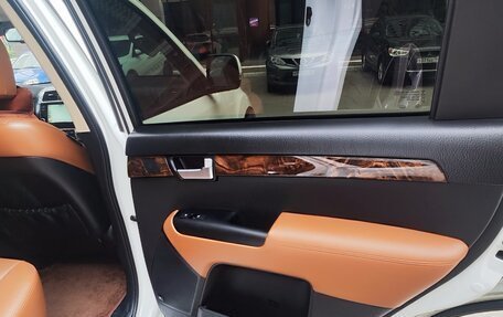 KIA Mohave I, 2018 год, 3 100 000 рублей, 16 фотография