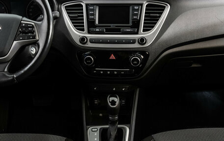 Hyundai Solaris II рестайлинг, 2019 год, 1 379 000 рублей, 14 фотография