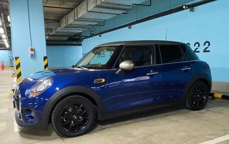 MINI Hatch, 2017 год, 1 547 500 рублей, 8 фотография
