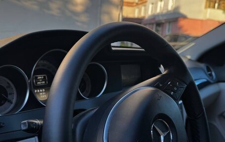 Mercedes-Benz C-Класс, 2012 год, 1 200 000 рублей, 10 фотография