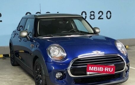 MINI Hatch, 2017 год, 1 547 500 рублей, 7 фотография