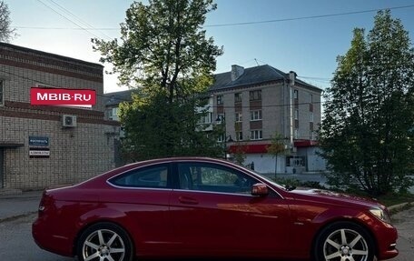 Mercedes-Benz C-Класс, 2012 год, 1 200 000 рублей, 3 фотография
