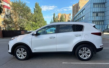 KIA Sportage IV рестайлинг, 2016 год, 1 700 000 рублей, 24 фотография