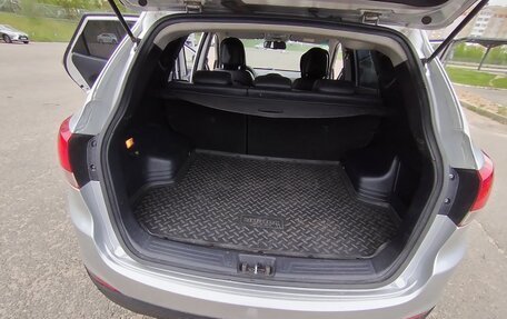 Hyundai ix35 I рестайлинг, 2011 год, 950 000 рублей, 1 фотография