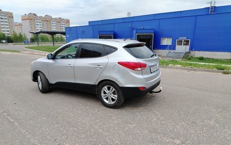 Hyundai ix35 I рестайлинг, 2011 год, 950 000 рублей, 8 фотография