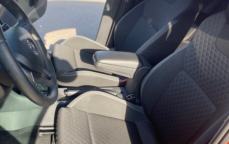 Skoda Rapid I, 2017 год, 1 100 000 рублей, 9 фотография