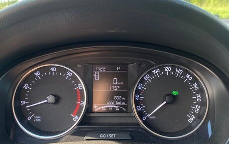 Skoda Rapid I, 2017 год, 1 100 000 рублей, 17 фотография
