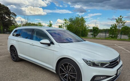 Volkswagen Passat B8 рестайлинг, 2020 год, 3 400 000 рублей, 2 фотография