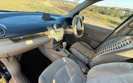 Mazda Demio III (DE), 2004 год, 450 000 рублей, 12 фотография