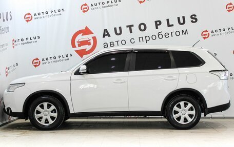Mitsubishi Outlander III рестайлинг 3, 2014 год, 1 489 000 рублей, 6 фотография