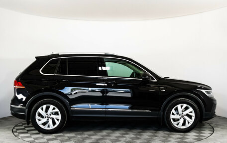 Volkswagen Tiguan II, 2021 год, 2 649 000 рублей, 5 фотография