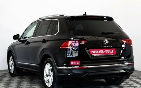 Volkswagen Tiguan II, 2021 год, 2 649 000 рублей, 8 фотография