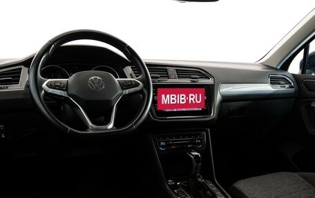 Volkswagen Tiguan II, 2021 год, 2 649 000 рублей, 12 фотография