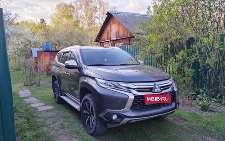 Mitsubishi Pajero Sport III рестайлинг, 2018 год, 2 700 000 рублей, 1 фотография