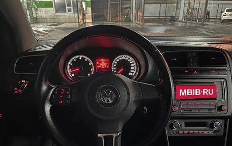 Volkswagen Polo VI (EU Market), 2013 год, 800 000 рублей, 13 фотография