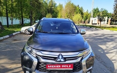 Mitsubishi Pajero Sport III рестайлинг, 2018 год, 2 700 000 рублей, 25 фотография