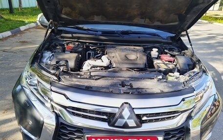 Mitsubishi Pajero Sport III рестайлинг, 2018 год, 2 700 000 рублей, 33 фотография