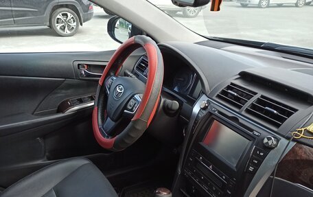 Toyota Camry, 2017 год, 2 950 000 рублей, 4 фотография