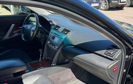 Toyota Camry, 2011 год, 1 450 000 рублей, 8 фотография