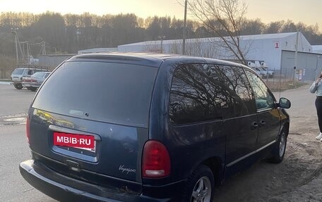 Plymouth Voyager III, 2000 год, 260 000 рублей, 3 фотография