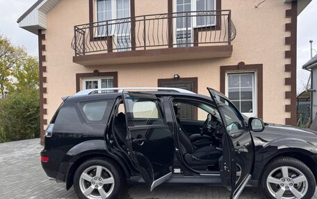 Mitsubishi Outlander III рестайлинг 3, 2008 год, 920 000 рублей, 5 фотография