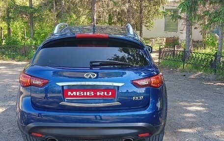 Infiniti FX II, 2013 год, 2 180 000 рублей, 5 фотография