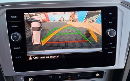 Volkswagen Passat B8 рестайлинг, 2019 год, 2 280 000 рублей, 10 фотография