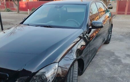 Mercedes-Benz E-Класс, 2011 год, 1 300 000 рублей, 4 фотография