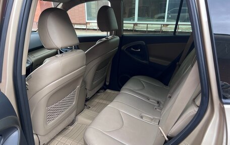 Toyota RAV4, 2011 год, 1 750 000 рублей, 6 фотография