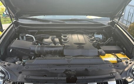 Toyota Land Cruiser Prado 150 рестайлинг 2, 2015 год, 4 500 000 рублей, 10 фотография