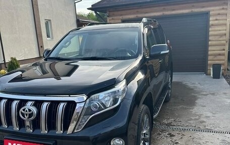 Toyota Land Cruiser Prado 150 рестайлинг 2, 2015 год, 4 500 000 рублей, 9 фотография
