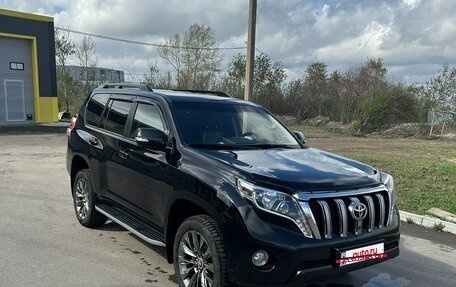 Toyota Land Cruiser Prado 150 рестайлинг 2, 2015 год, 4 500 000 рублей, 4 фотография