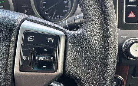 Toyota Land Cruiser Prado 150 рестайлинг 2, 2015 год, 4 500 000 рублей, 18 фотография
