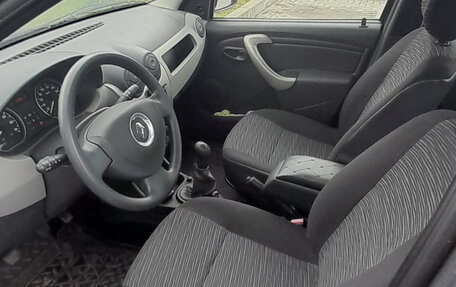 Renault Logan I, 2011 год, 650 000 рублей, 8 фотография