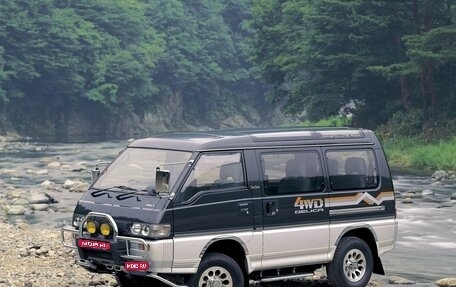 Mitsubishi Delica III, 1991 год, 800 000 рублей, 1 фотография