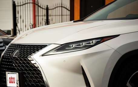 Lexus RX IV рестайлинг, 2021 год, 4 300 000 рублей, 7 фотография