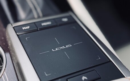 Lexus RX IV рестайлинг, 2021 год, 4 300 000 рублей, 19 фотография