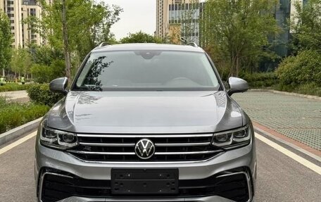 Volkswagen Tiguan II, 2021 год, 2 980 446 рублей, 3 фотография