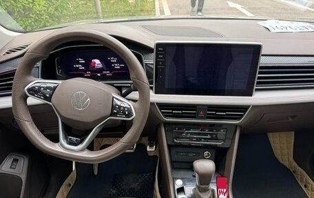 Volkswagen Tiguan II, 2021 год, 2 980 446 рублей, 10 фотография