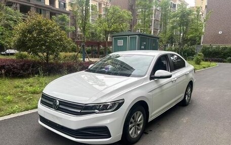 Volkswagen Bora, 2022 год, 1 329 442 рублей, 2 фотография