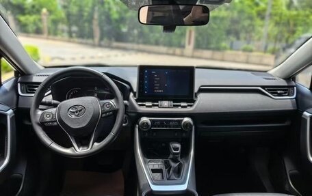 Toyota RAV4, 2021 год, 2 230 441 рублей, 8 фотография