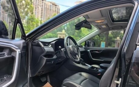 Toyota RAV4, 2021 год, 2 230 441 рублей, 7 фотография