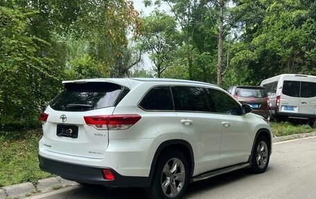 Toyota Highlander III, 2021 год, 2 740 446 рублей, 4 фотография