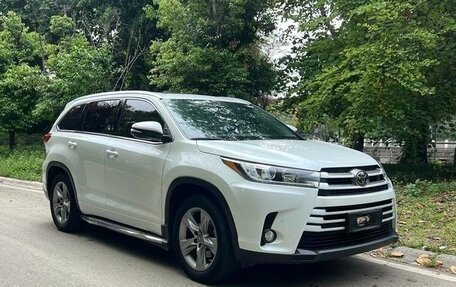 Toyota Highlander III, 2021 год, 2 740 446 рублей, 3 фотография