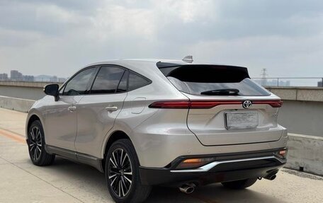 Toyota Venza, 2022 год, 2 700 446 рублей, 4 фотография