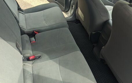 Toyota Prius Alpha I (ZVW40/41), 2012 год, 1 255 000 рублей, 17 фотография