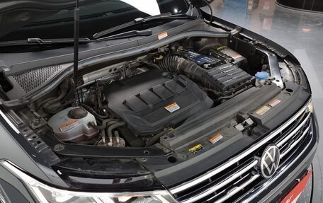 Volkswagen Tiguan II, 2021 год, 2 303 000 рублей, 6 фотография