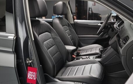 Volkswagen Tiguan II, 2021 год, 2 303 000 рублей, 10 фотография