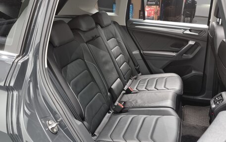 Volkswagen Tiguan II, 2021 год, 2 303 000 рублей, 11 фотография